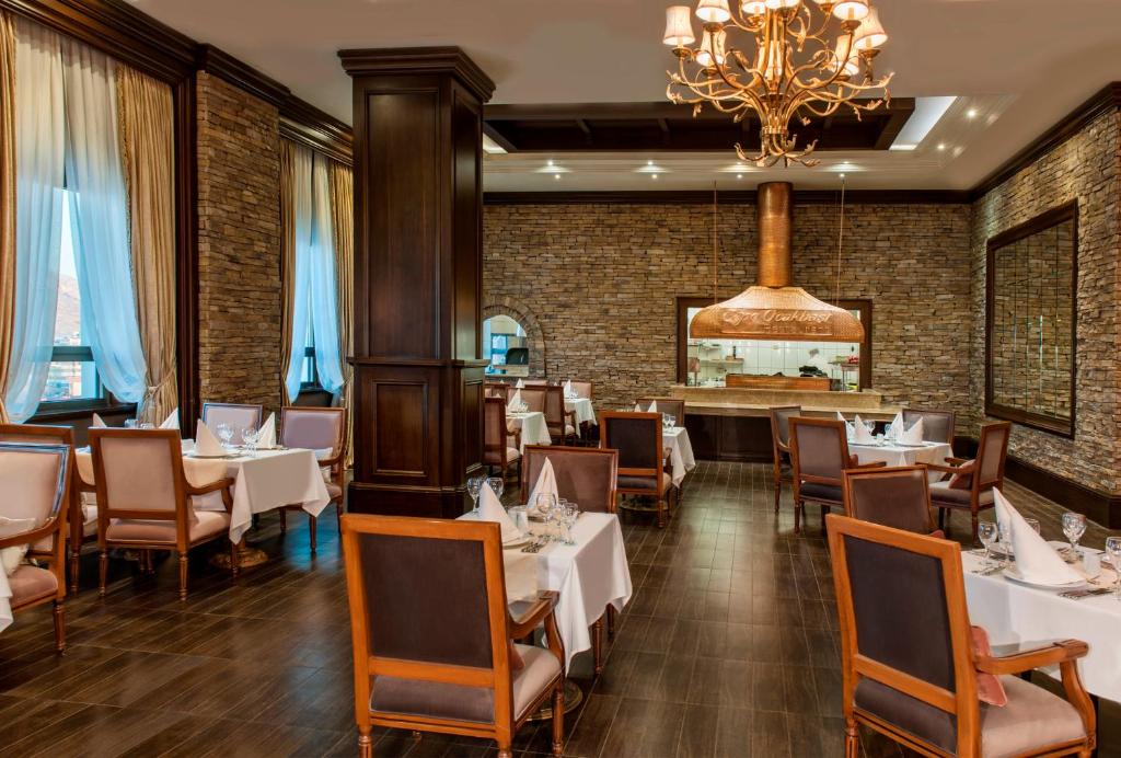 عکس هتل الیت ورلد (Elite World)