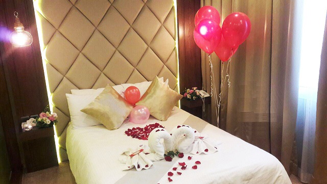 عکس هتل ثامن