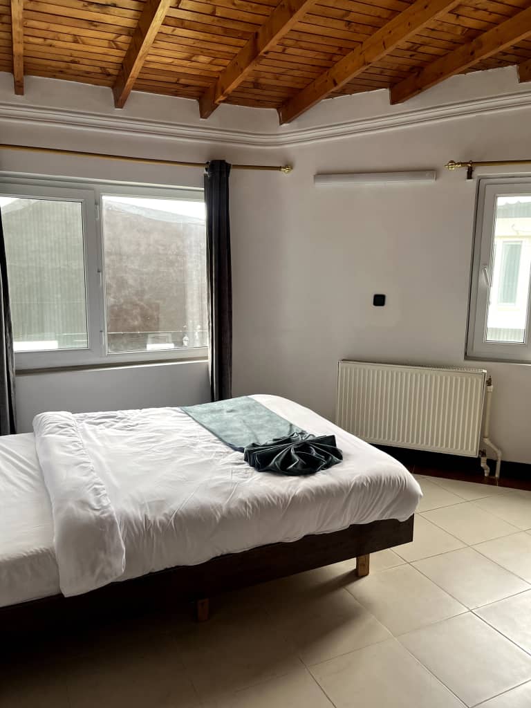 تصویر هتل مهرگان