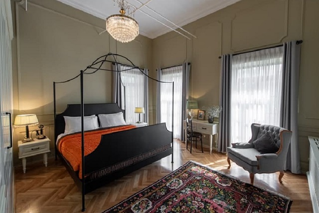 عکس هتل نظامیه