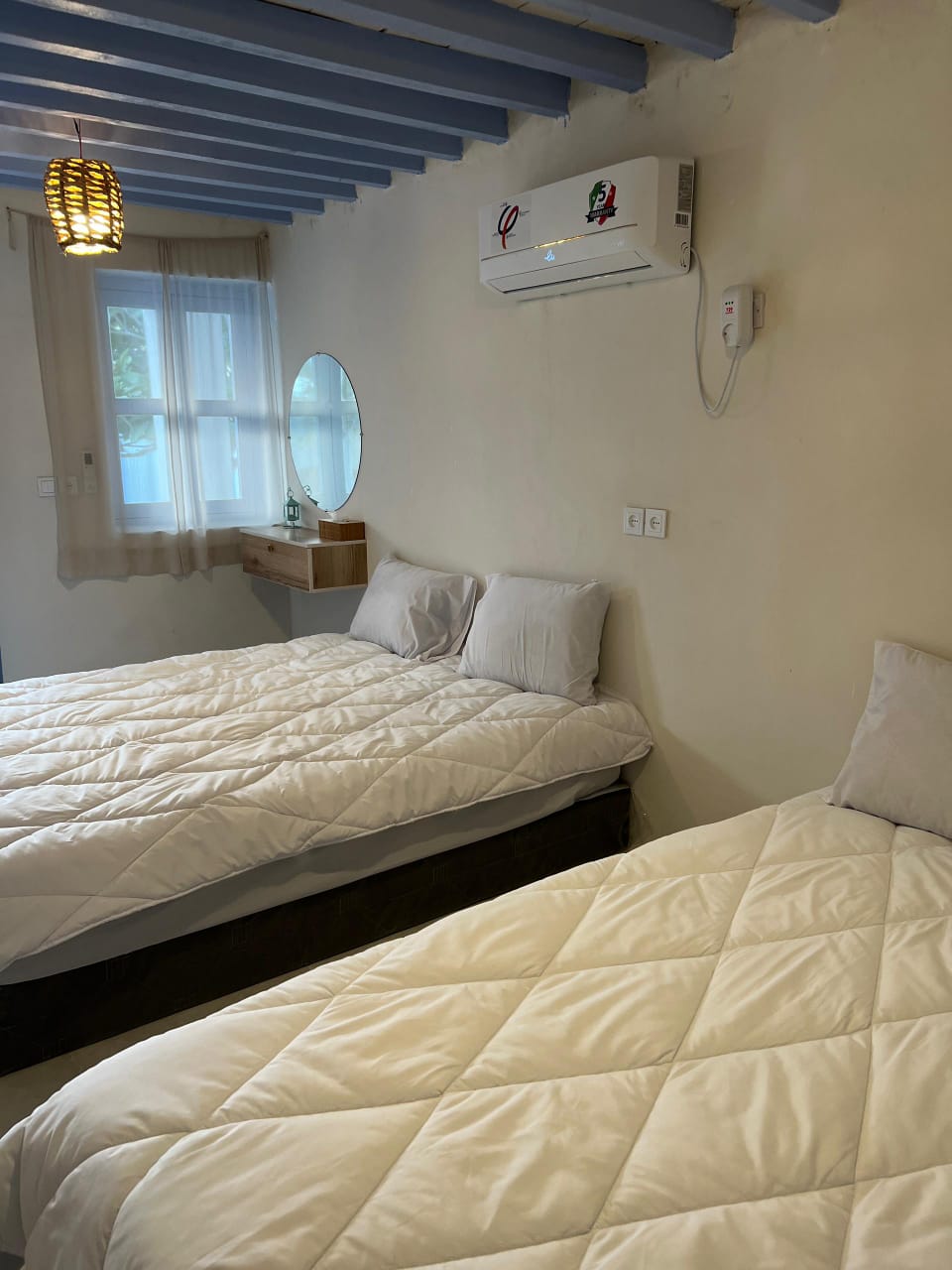 عکس هتل گل ابریشم