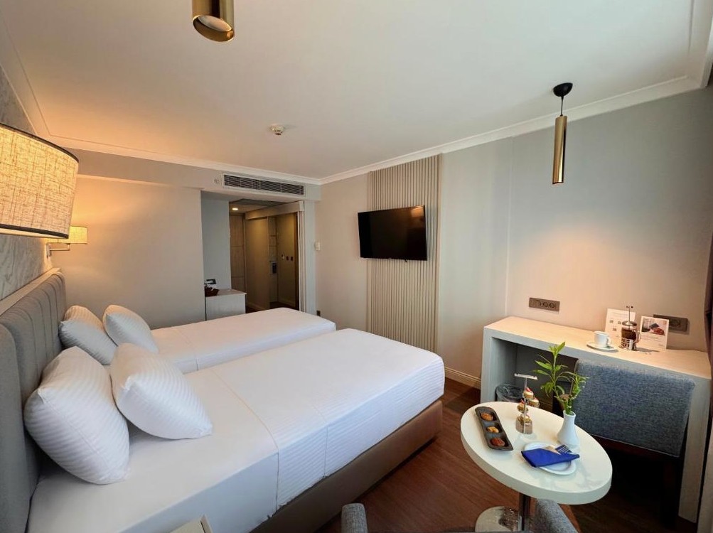 عکس هتل ددمان (Dedeman)