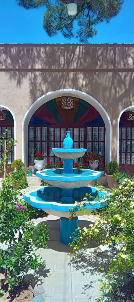 عکس هتل کاج کهن