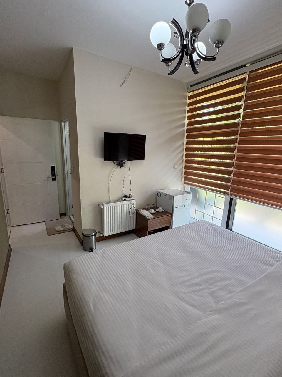 عکس هتل باغ چهار فصل