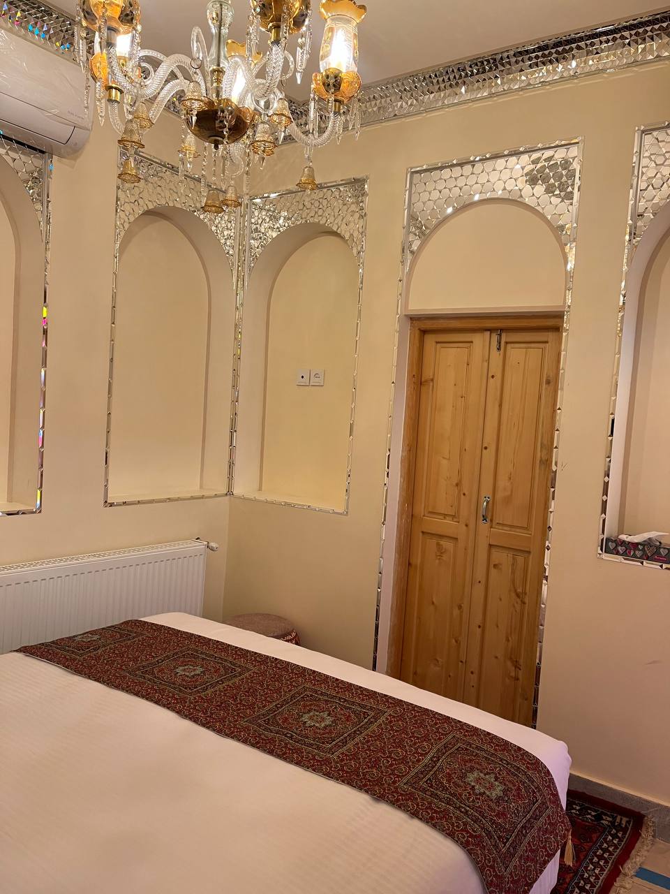 عکس هتل خاتم