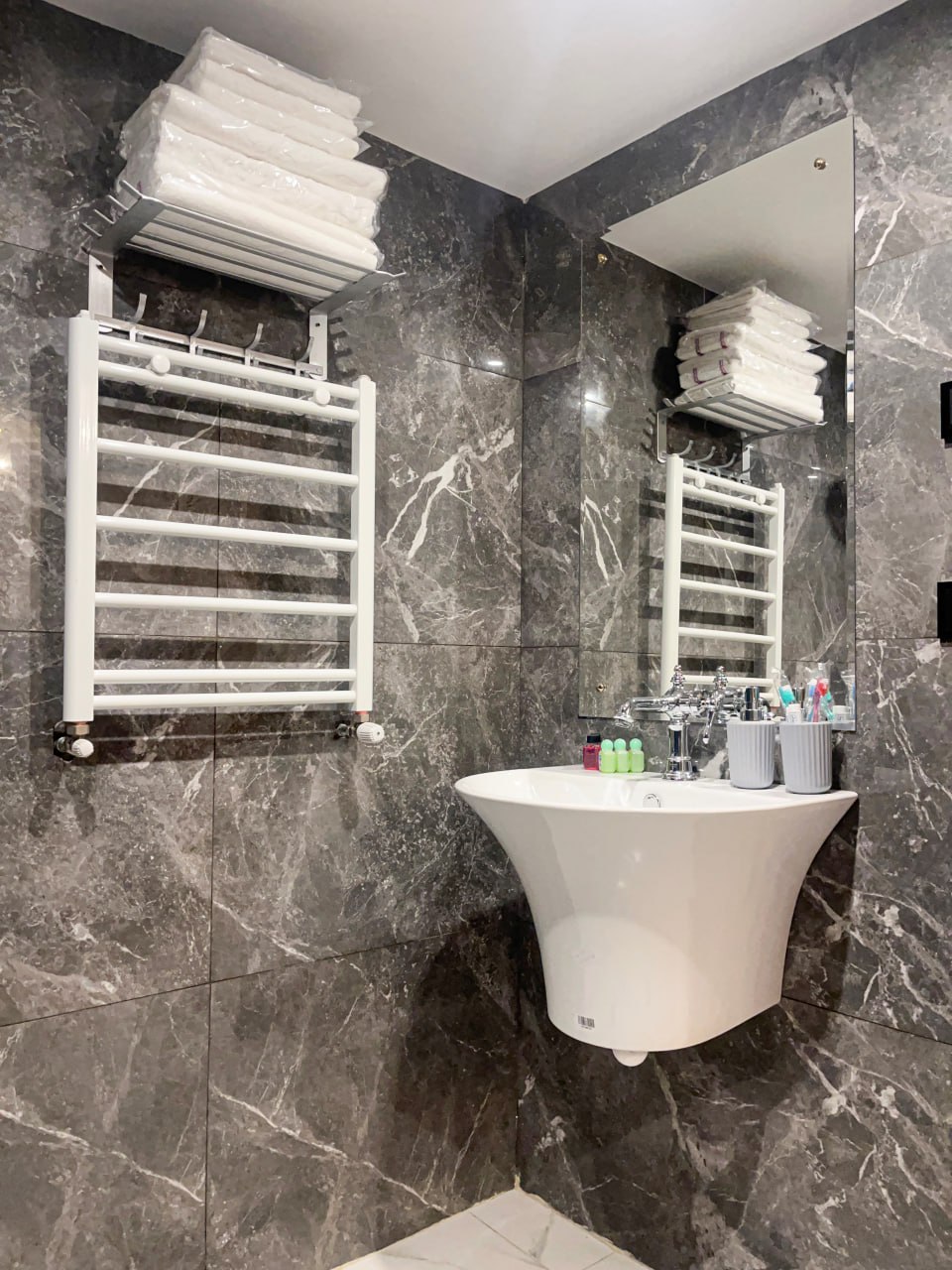 عکس هتل حبیب خان