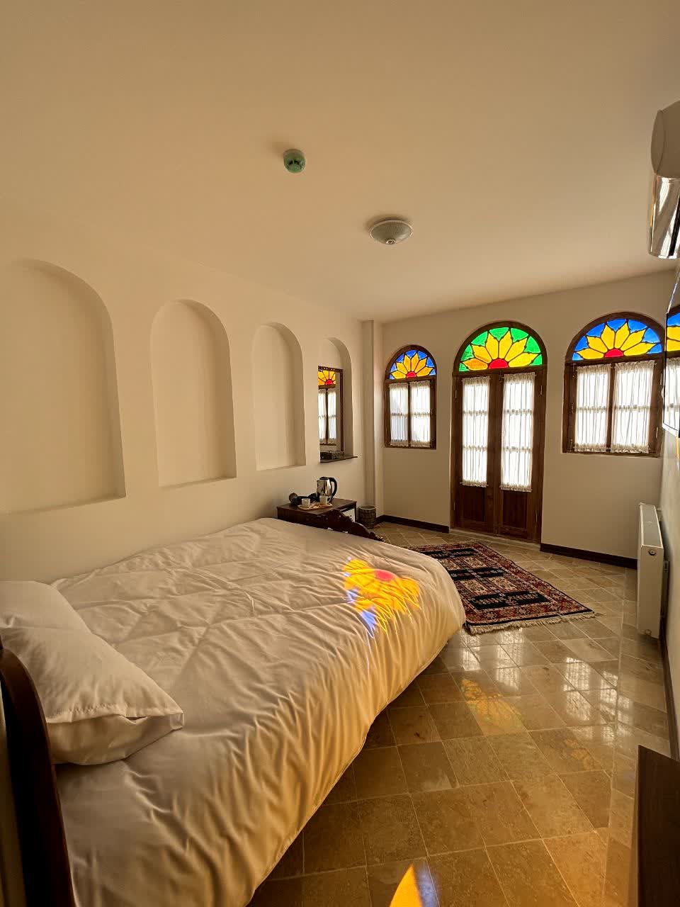 عکس هتل شاهان