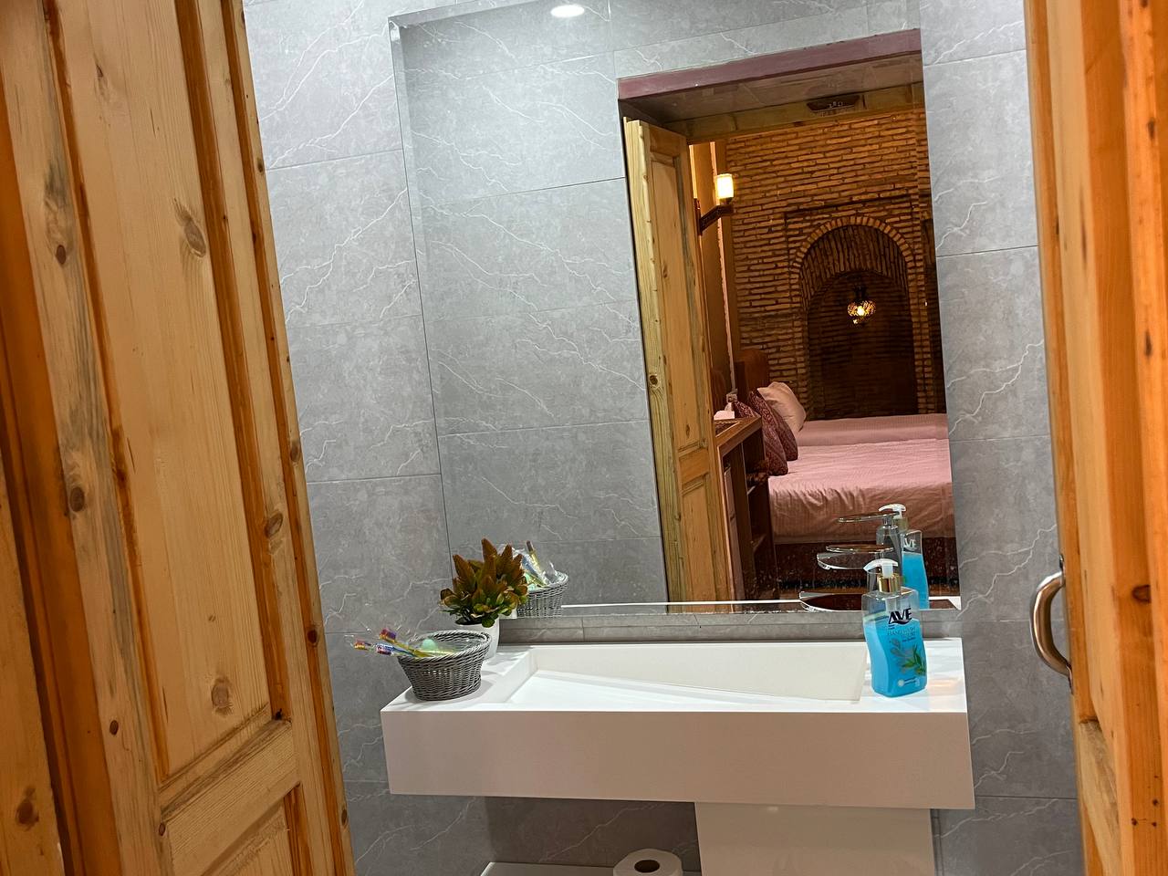 عکس هتل خاتم