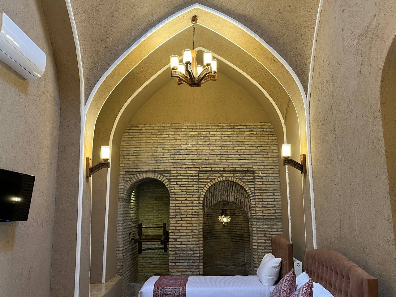 عکس هتل خاتم