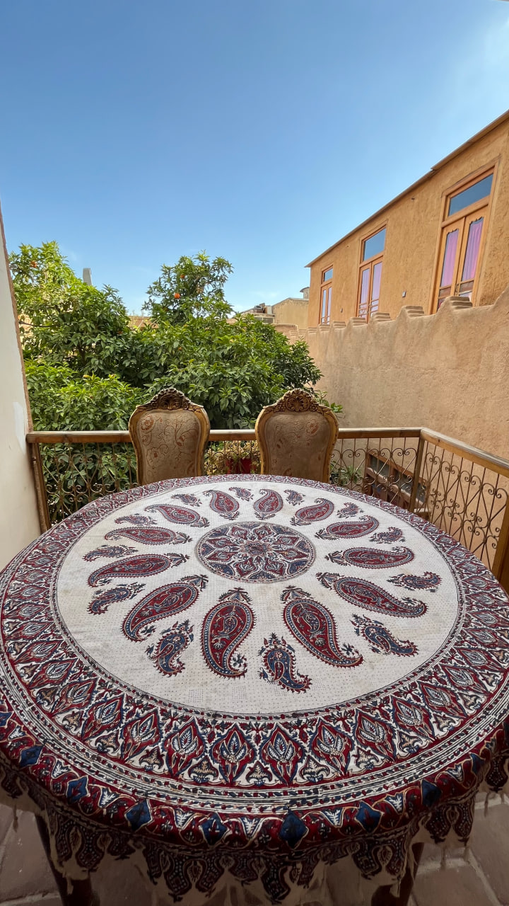 عکس هتل بازار