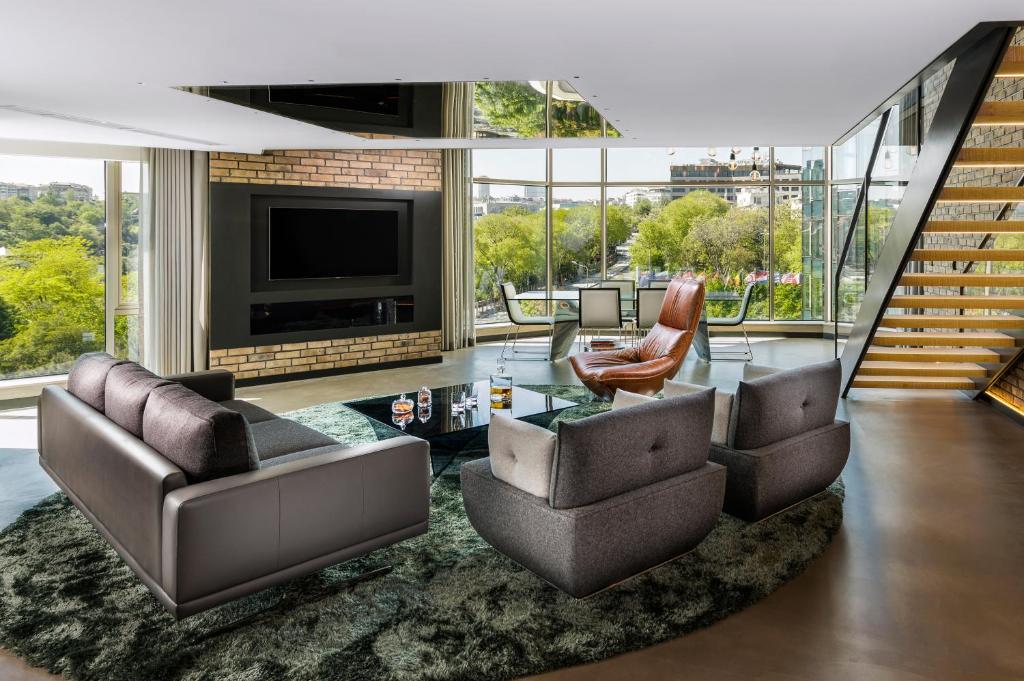 عکس هتل سوئیس اوتل (Swissotel)