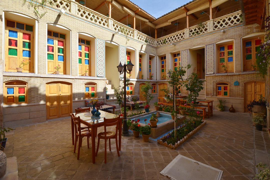 عکس هتل سرای همایونی