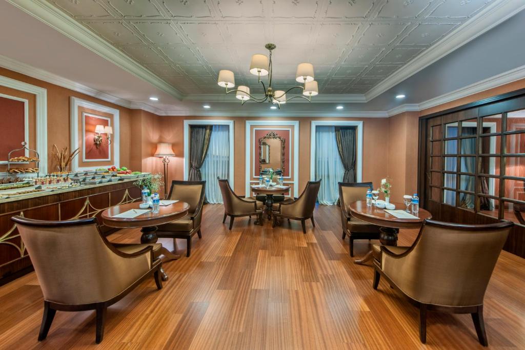 عکس هتل الیت ورلد (Elite World)