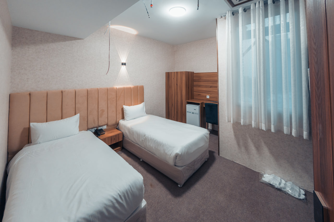 عکس هتل ویانا