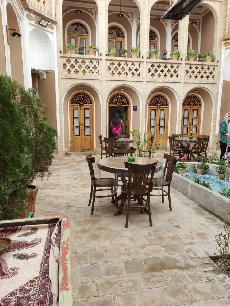 عکس هتل شیخداد