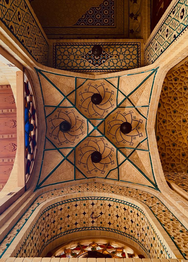 عکس هتل سنتی عمارت فرهادی