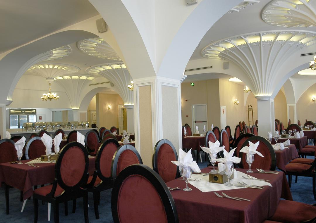 عکس هتل امپراطور