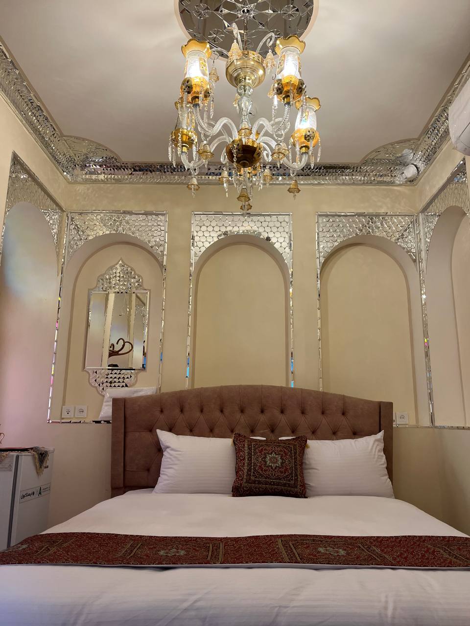 عکس هتل خاتم