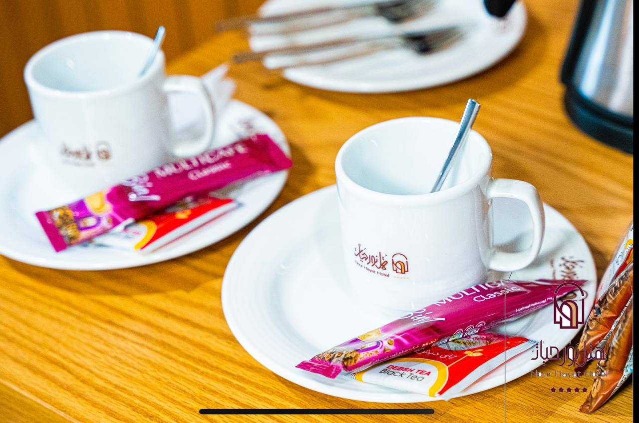 عکس هتل نور حیات