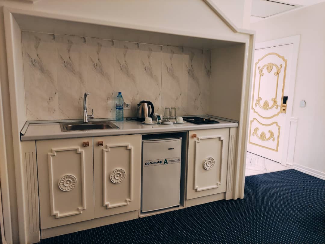 عکس هتل امپراطور