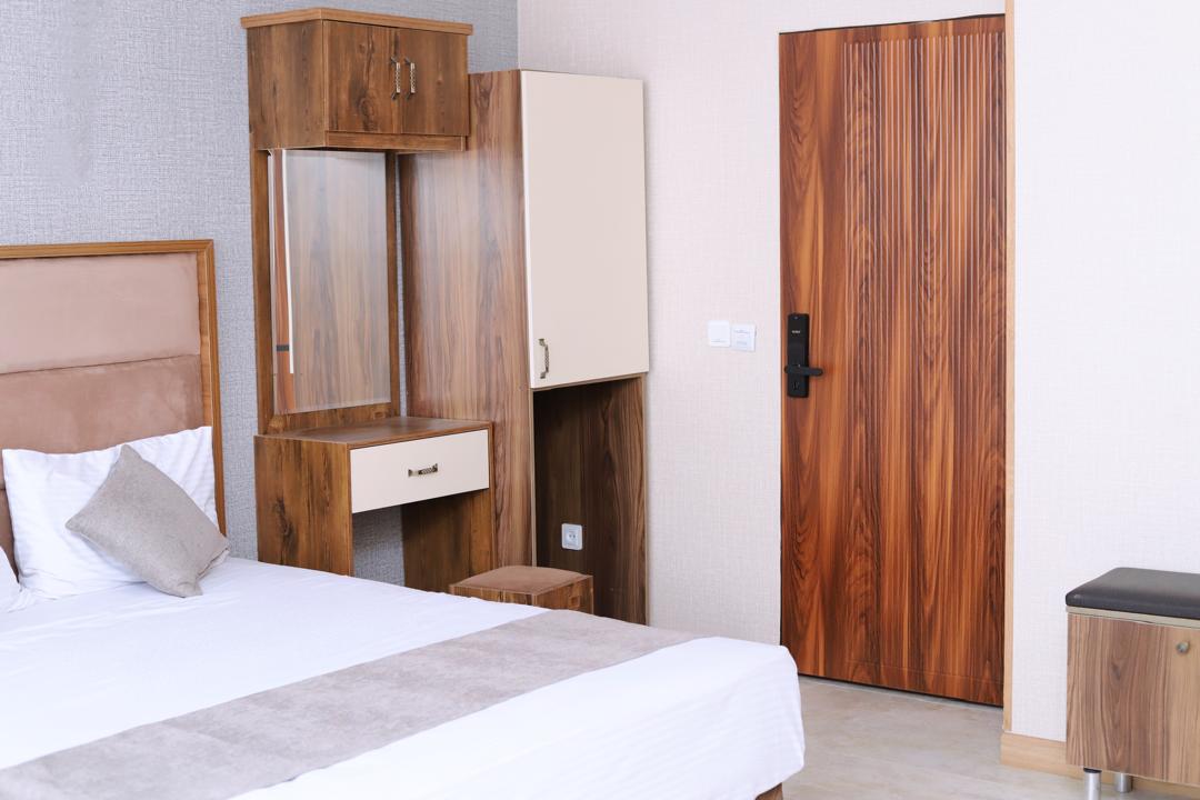 عکس هتل پارادایس