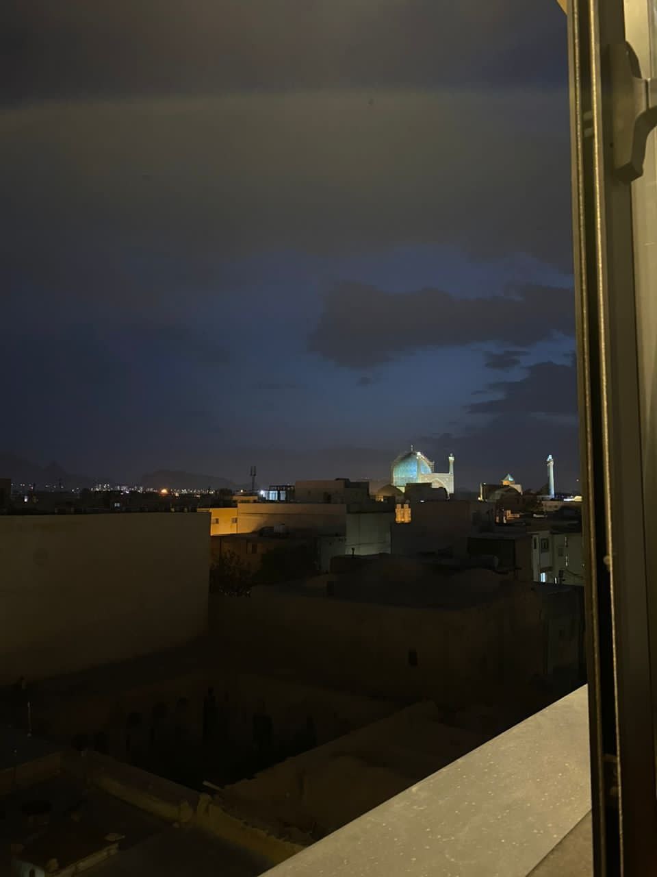 عکس هتل آوات