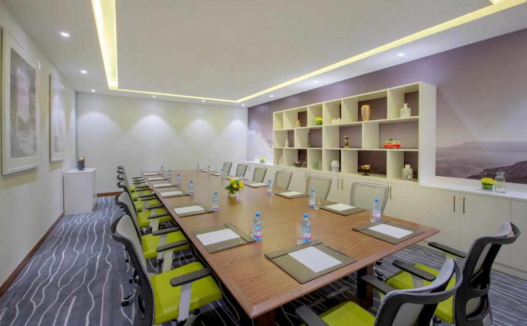 تصویر هتل ویندهام گاردن الخویر (Wyndham Garden Al Khuwair)