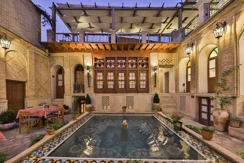 تصویر هتل عمارت سحرخیزان