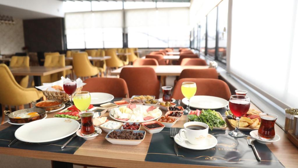 عکس هتل روا ورلد (Rua World)