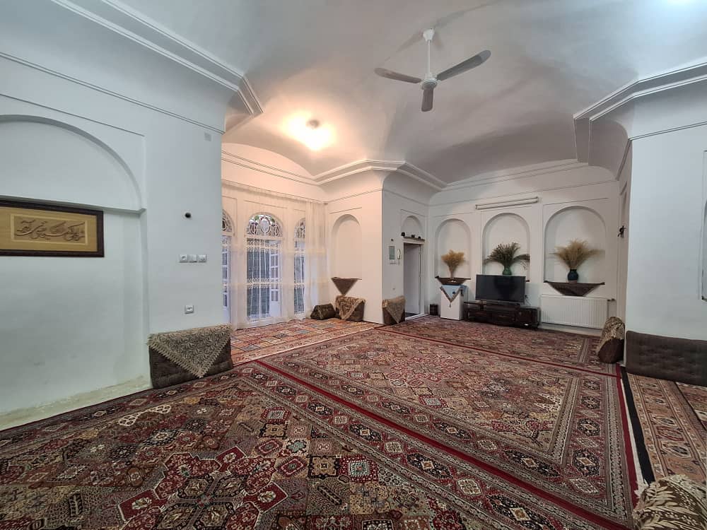 عکس هتل عمارت بانو