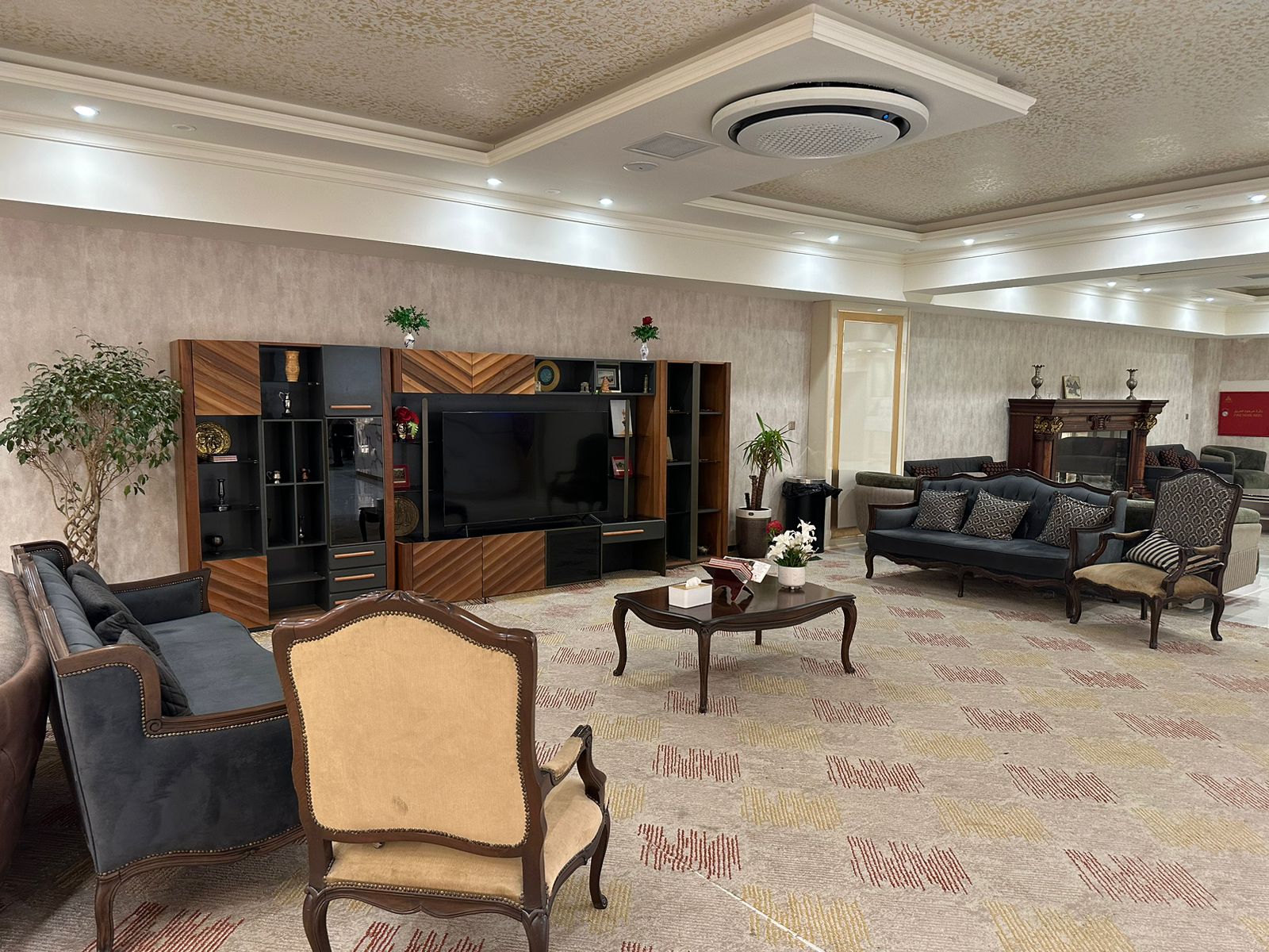 عکس هتل اوروک