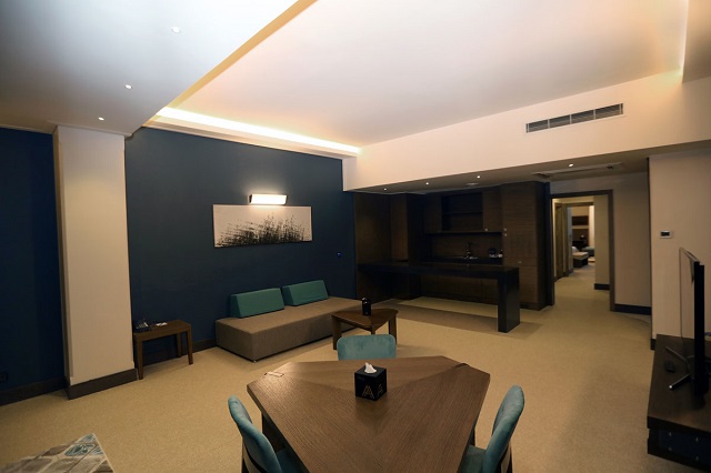 عکس هتل آتانا