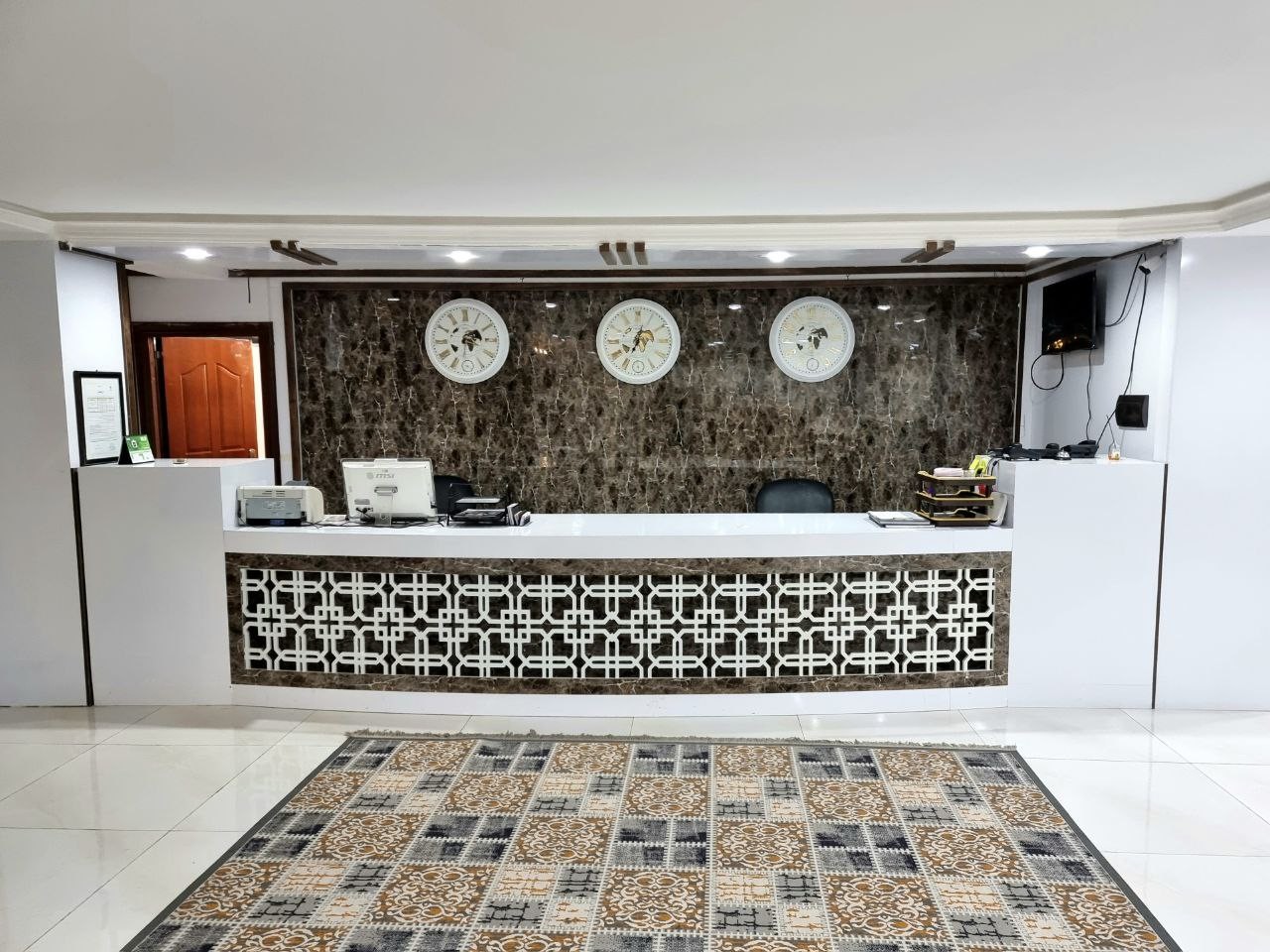 عکس هتل دنیز