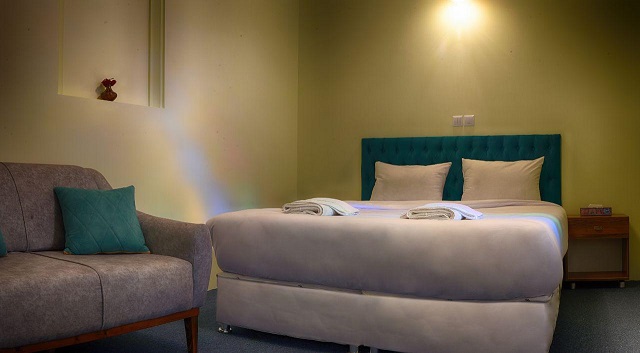 عکس هتل سنتی درباری