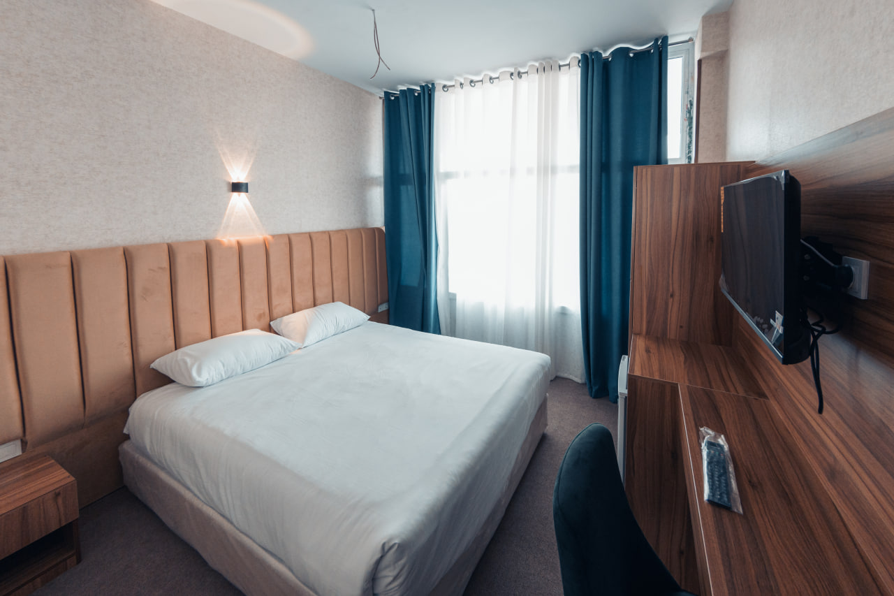 عکس هتل ویانا