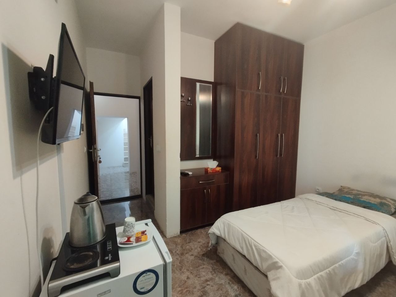 عکس هتل نصر کارمانیا