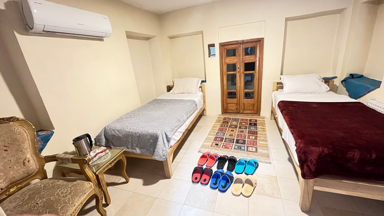 عکس هتل بازار