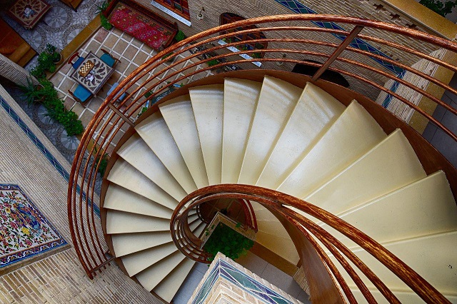 عکس هتل سنتی درباری