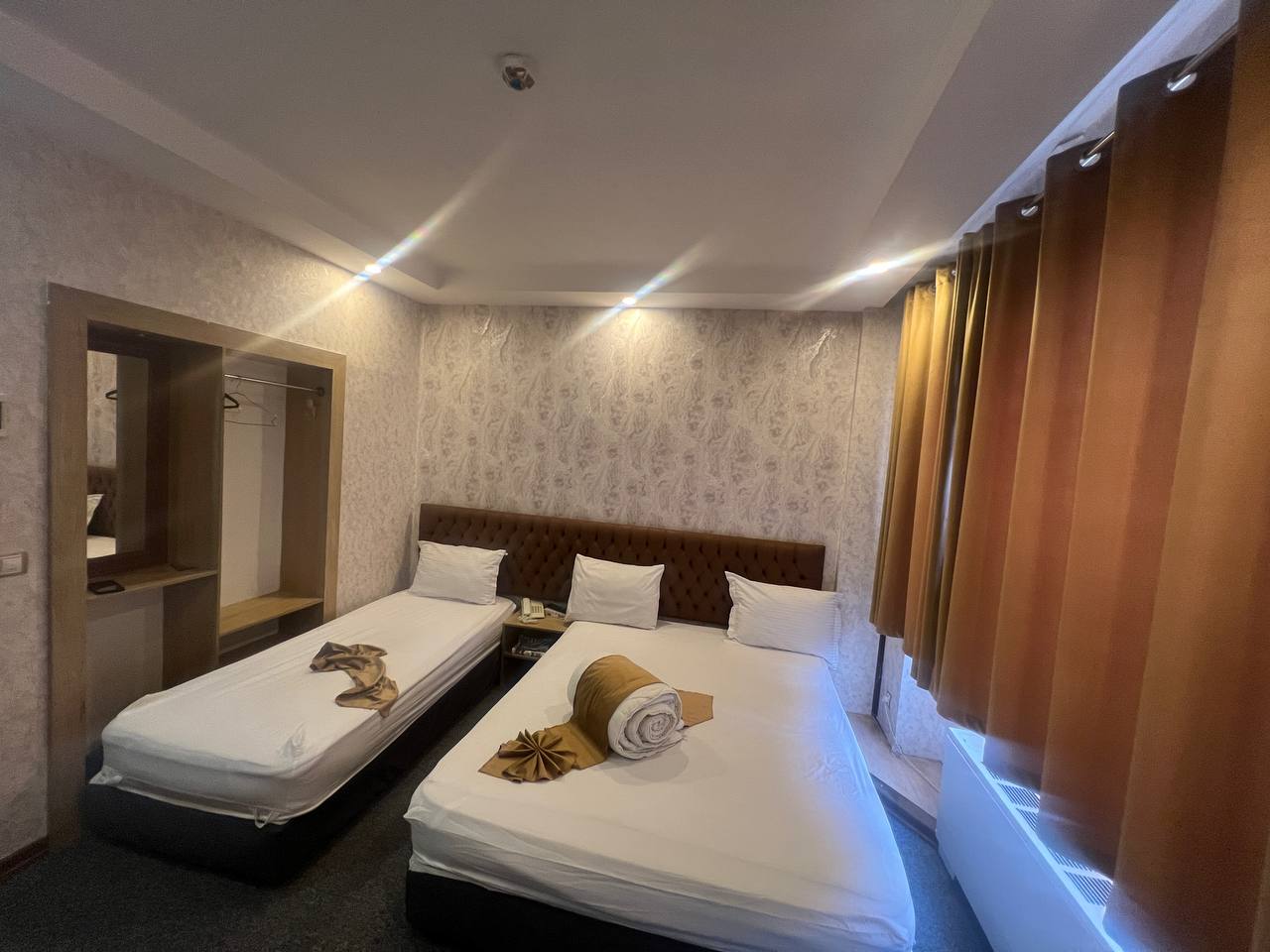 عکس هتل حافظ