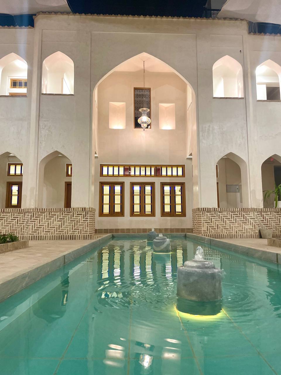 عکس هتل ساباط