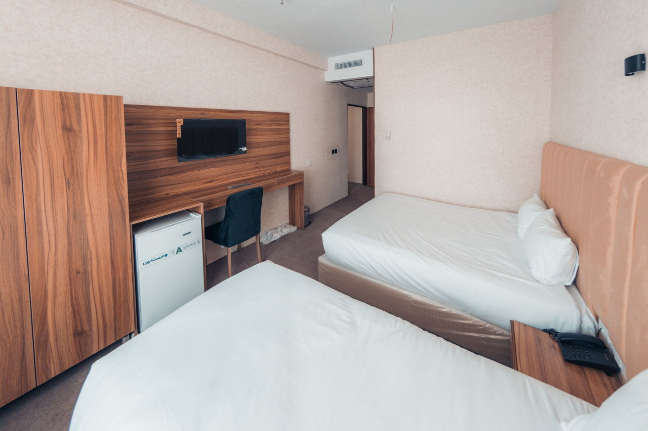 عکس هتل ویانا