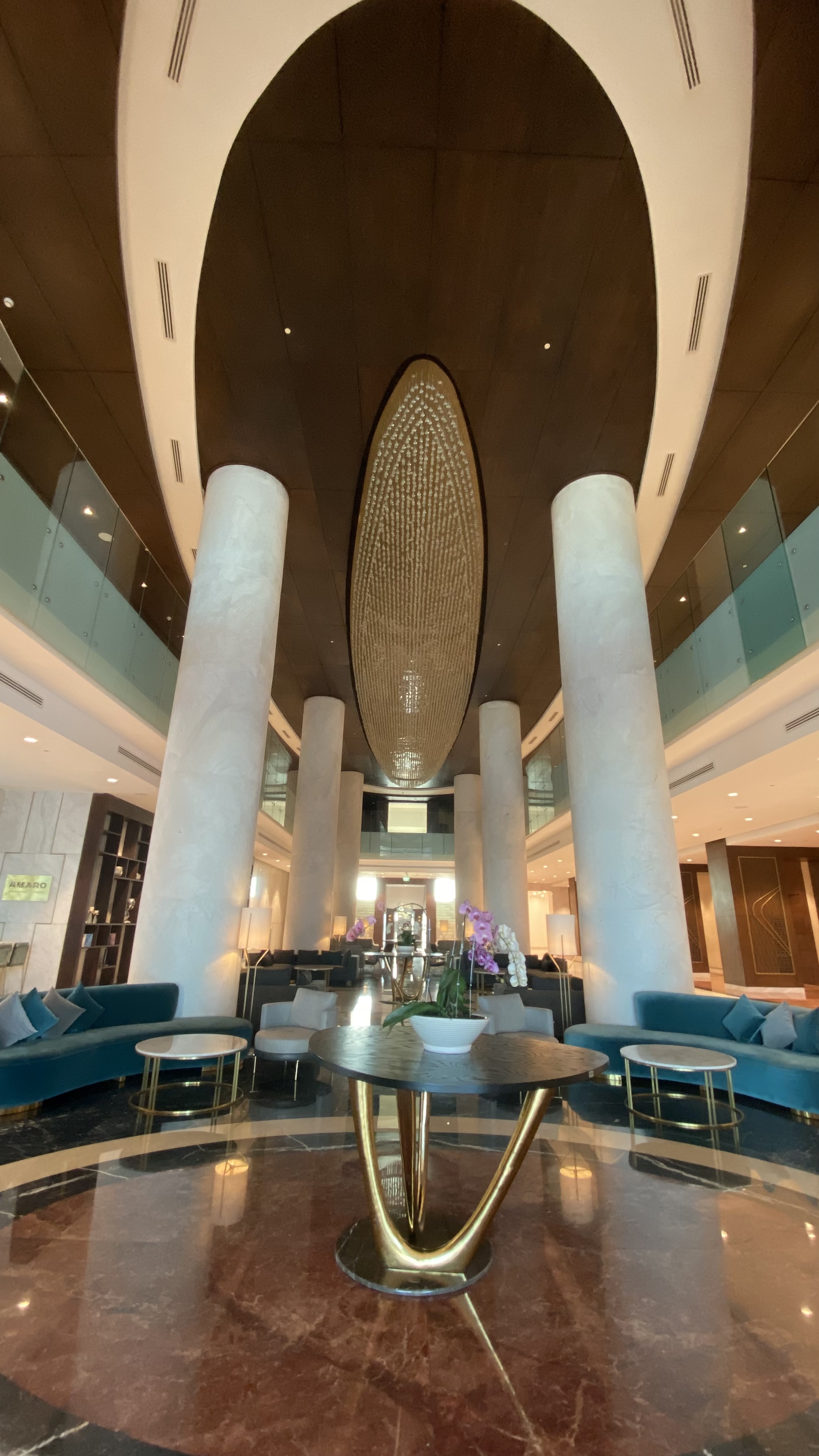 عکس هتل آریا