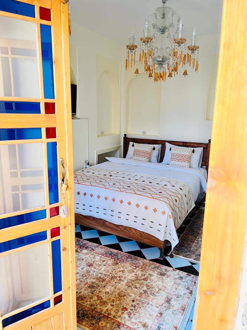 عکس هتل ایراندخت