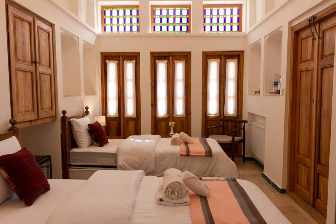 عکس هتل سنتی کتروا