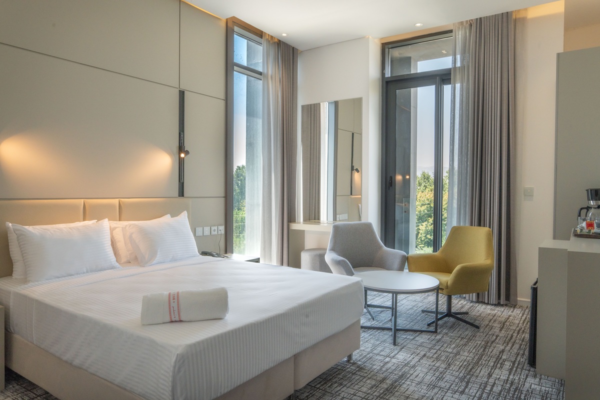 عکس هتل رونیاس