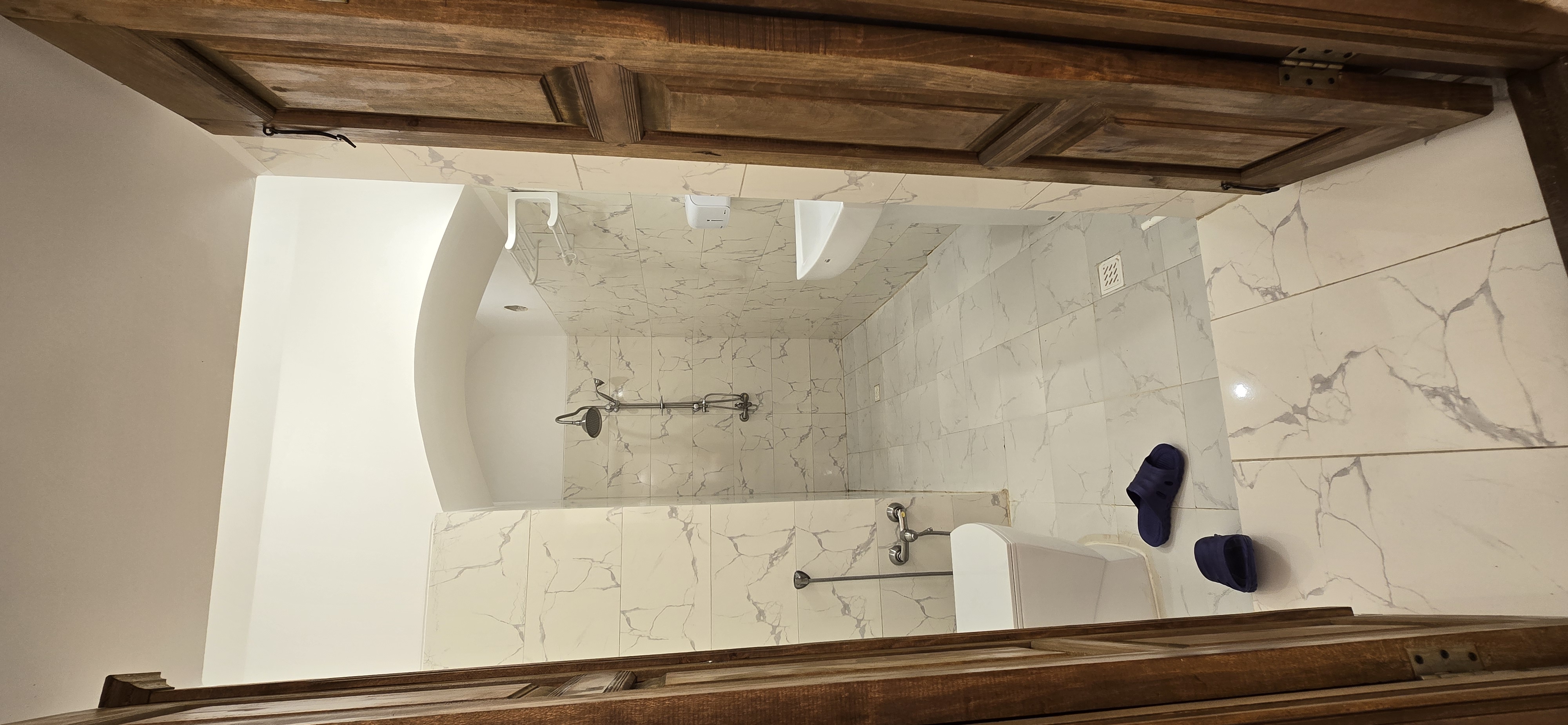 عکس هتل خانه حقیقت