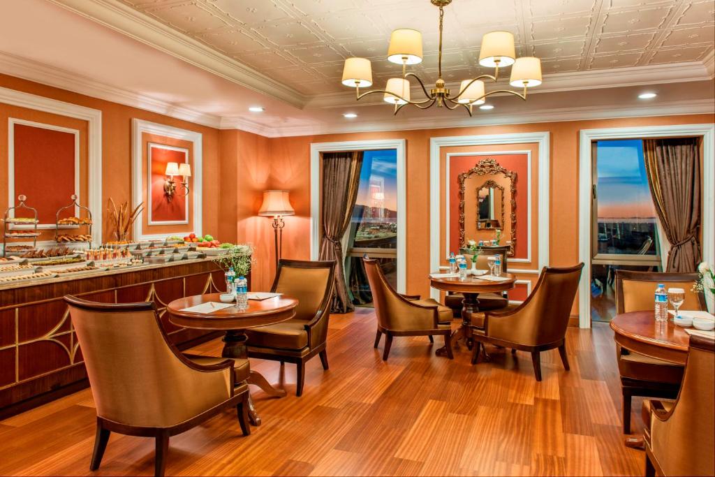 عکس هتل الیت ورلد (Elite World)