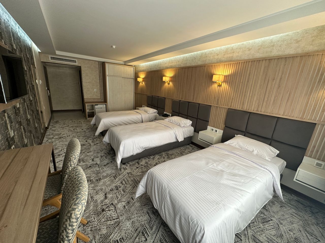 عکس هتل پارک وی