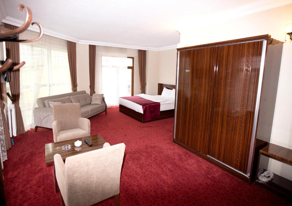 عکس هتل رسمینا (Resmina)