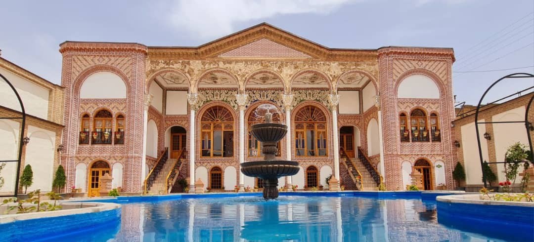 عکس هتل عمارت میرزا مهدی فراش باشی ( سرخه ای )